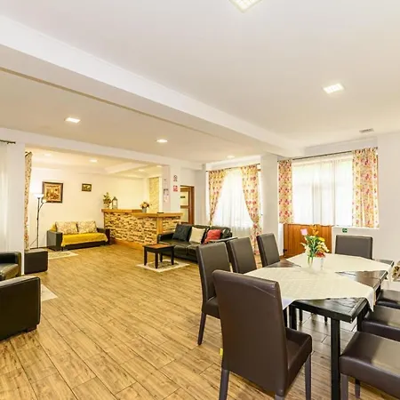 בית הארחה Panoramic Center